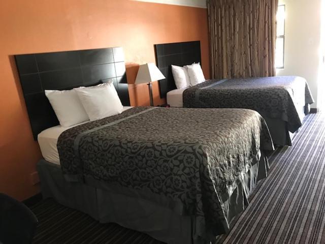 Days Inn By Wyndham Jacksonville Baymeadows Екстер'єр фото
